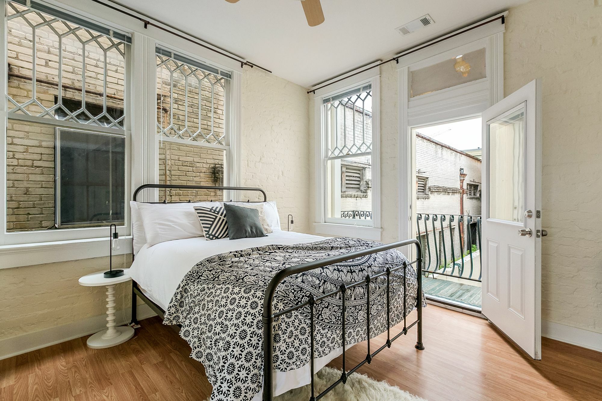 Apartment Airy 1br In Arts/warehouse District By Sonder New Orleans