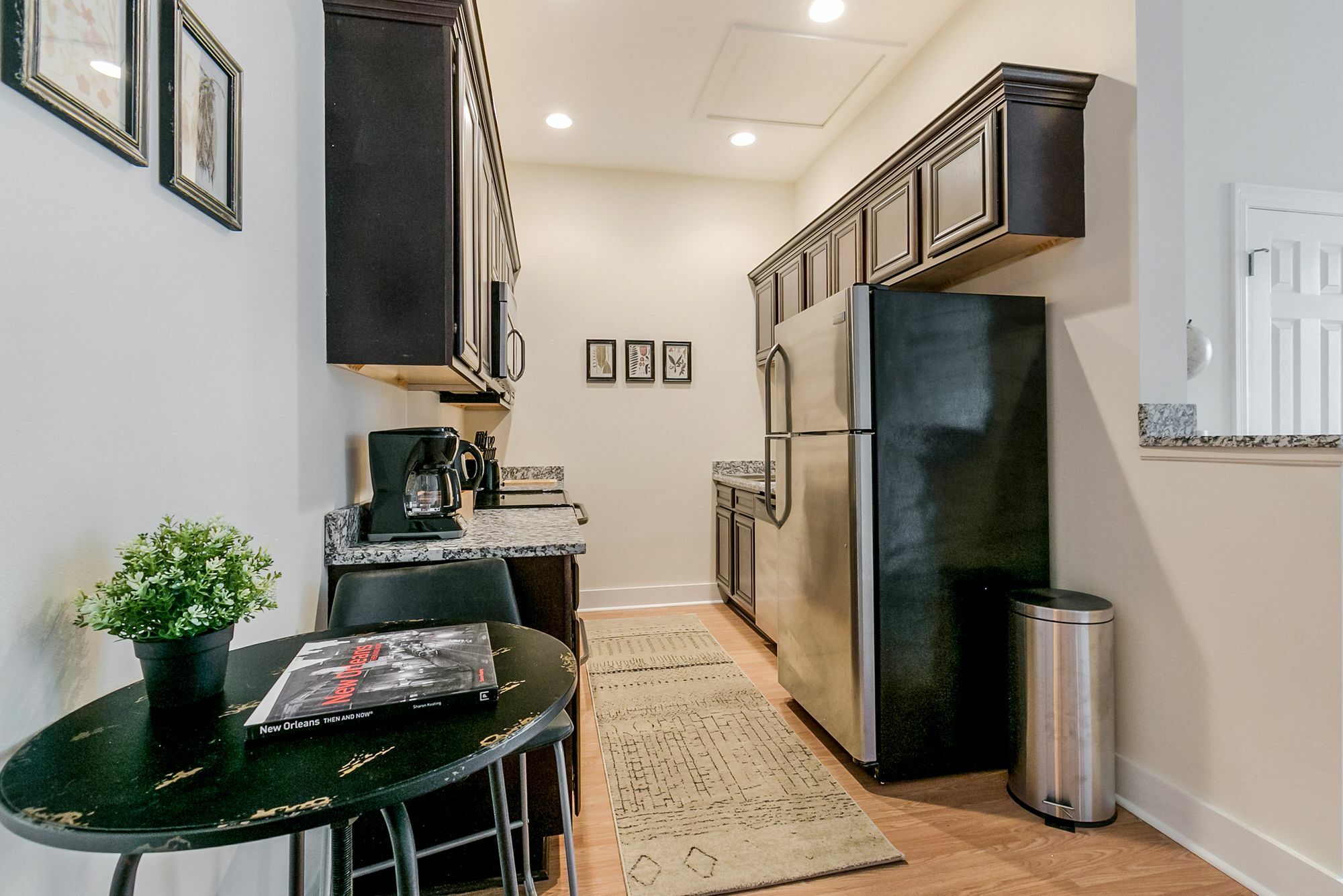 Apartment Airy 1br In Arts/warehouse District By Sonder