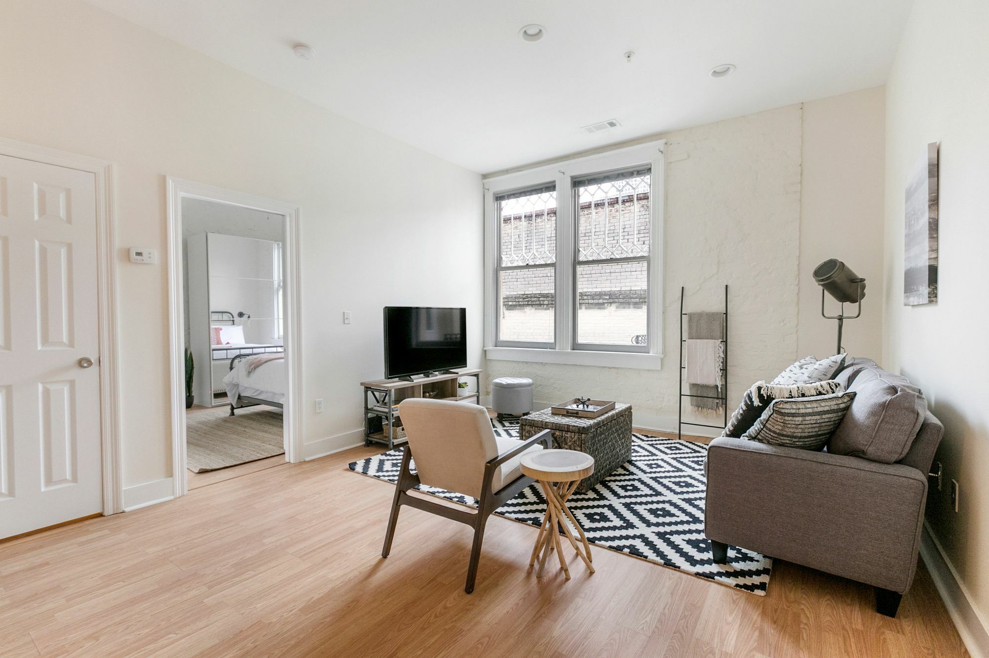 Apartment Airy 1br In Arts/warehouse District By Sonder