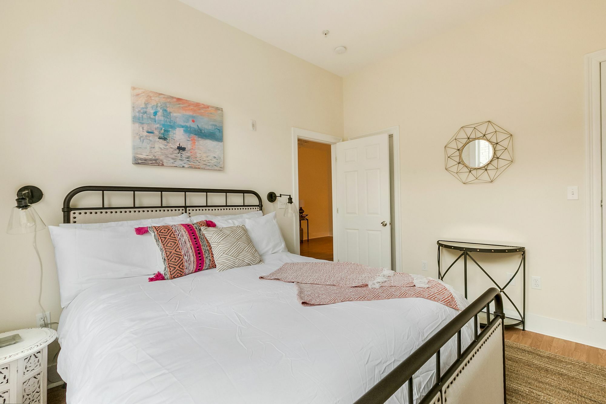 Airy 1br In Arts/warehouse District By Sonder Apartment New Orleans